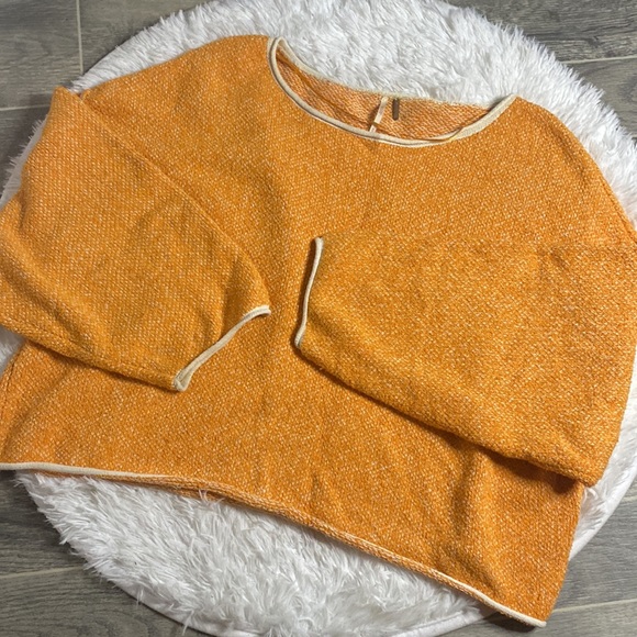Free People Oversized Cropped Orange Slouchy Sweater Pullover - Picture 6 of 7